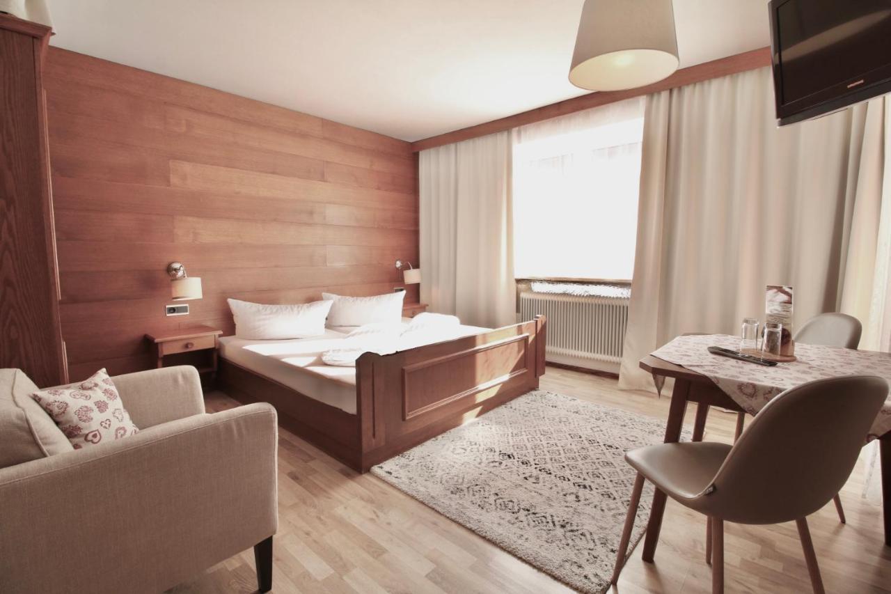 Alpenhaus Monte Hotel Нойщифт им Щубайтал Екстериор снимка
